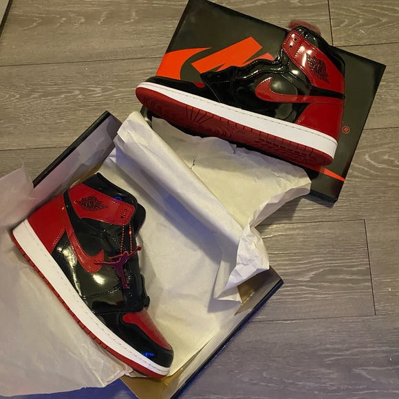 Jordan 1 Retro High OG Patent Bred - Picture 4 of 4